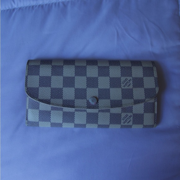 Louis Vuitton Azur Emilie Rose Ballerina Wallet - Picture 1 of 9